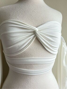 SHEIN White Twist Front Long Sleeve Crop Top